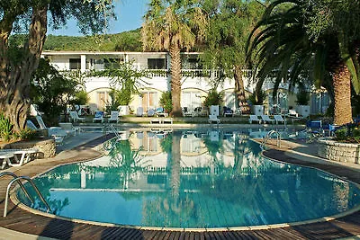 Calimera Miramare & (adults Only) Moraḯtika